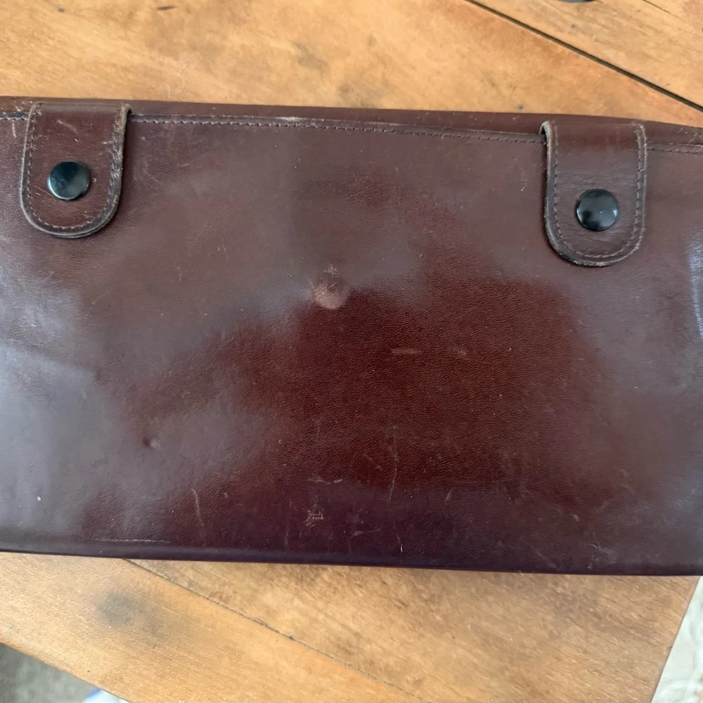 Elegant Brown Leather Men's Bag
